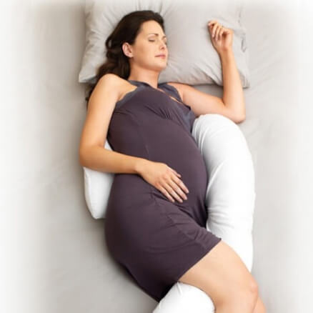 How to use a pregnancy pillow