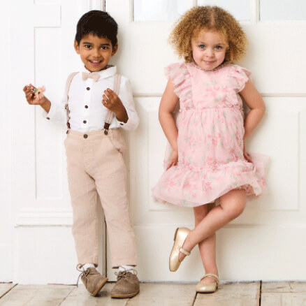Top tips for kids at weddings